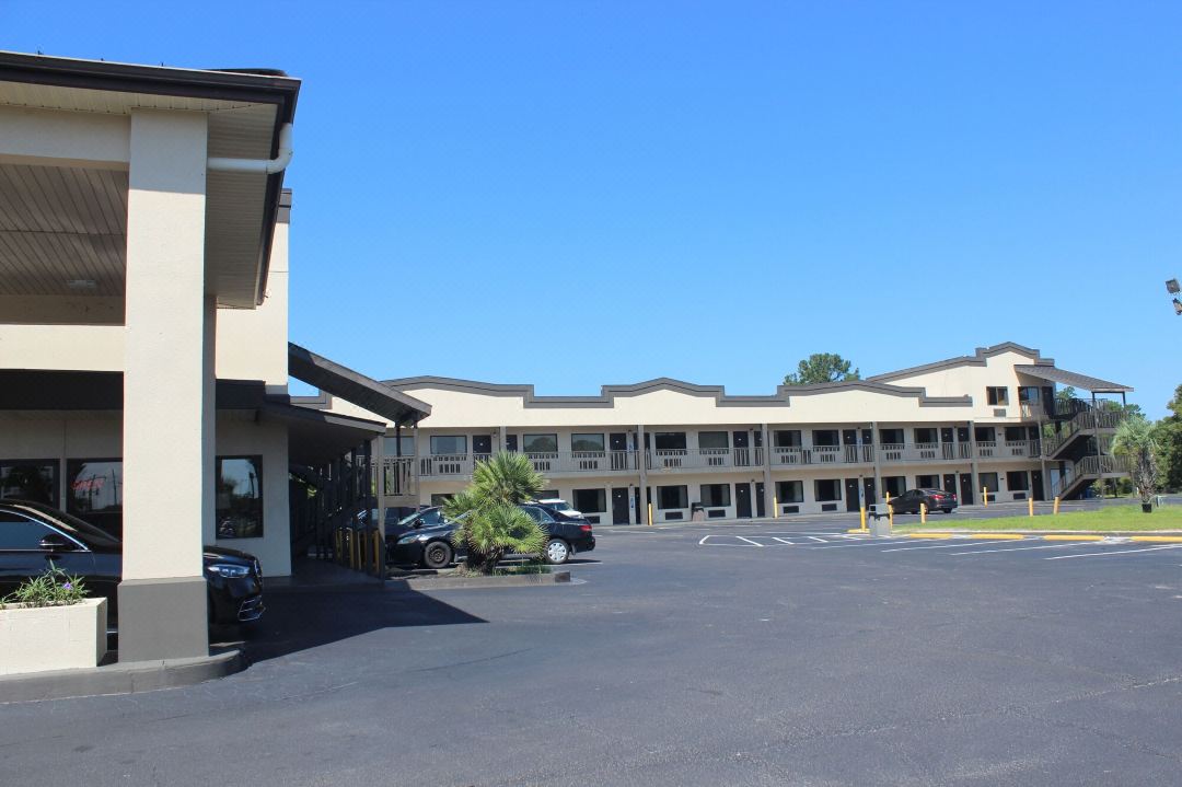 Riverfront Inn Conway