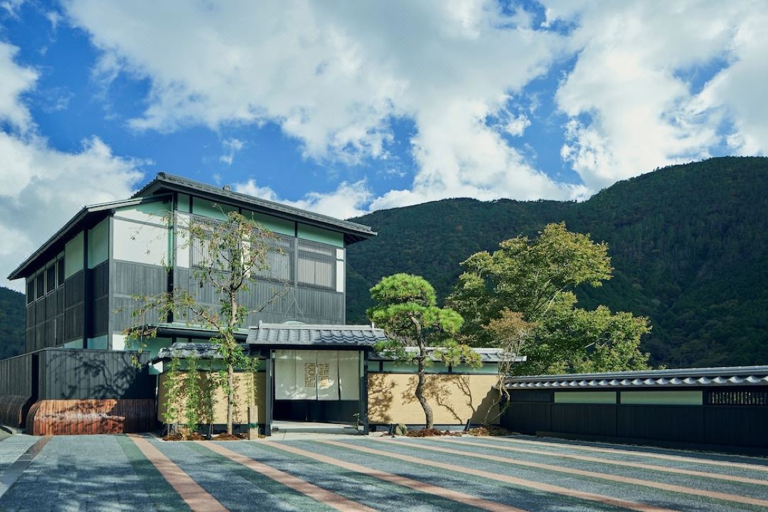 エスパシオ箱根迎賓館麟鳳亀龍 (Rin-Poh-Ki-Ryu)
