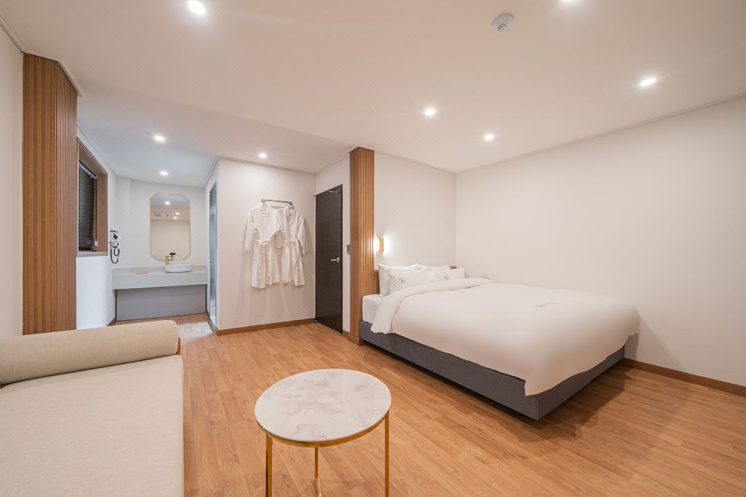Pocheon Central Hotel