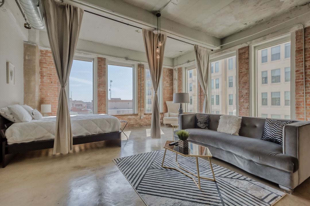 Luxury Downtown Dallas Stay by Amyfinehouse