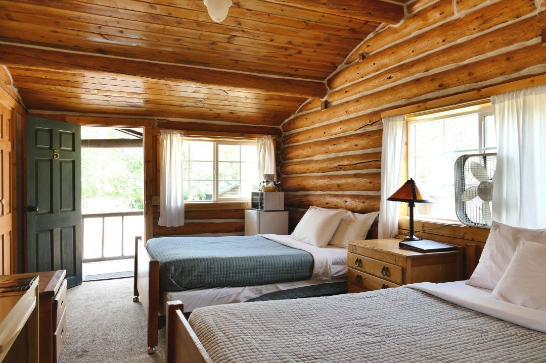 Trail Shop Inn