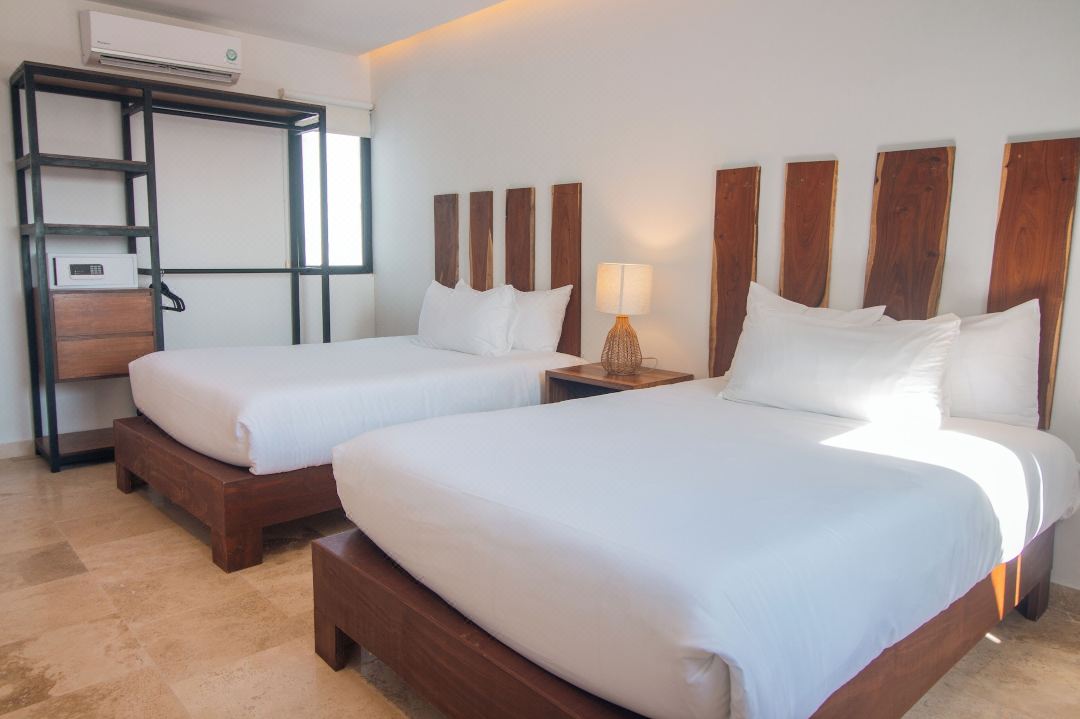 B10 Distinctive Hotel