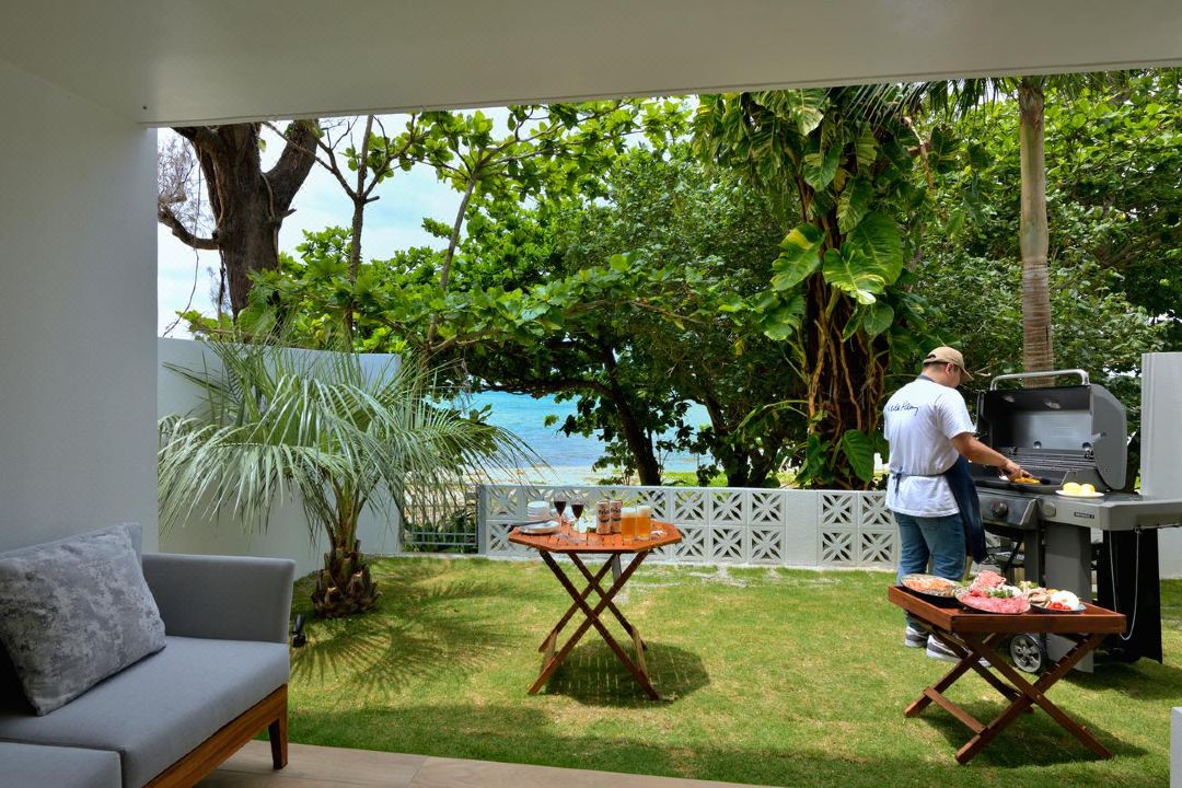 Villa VALIOSA ON THE BEACH