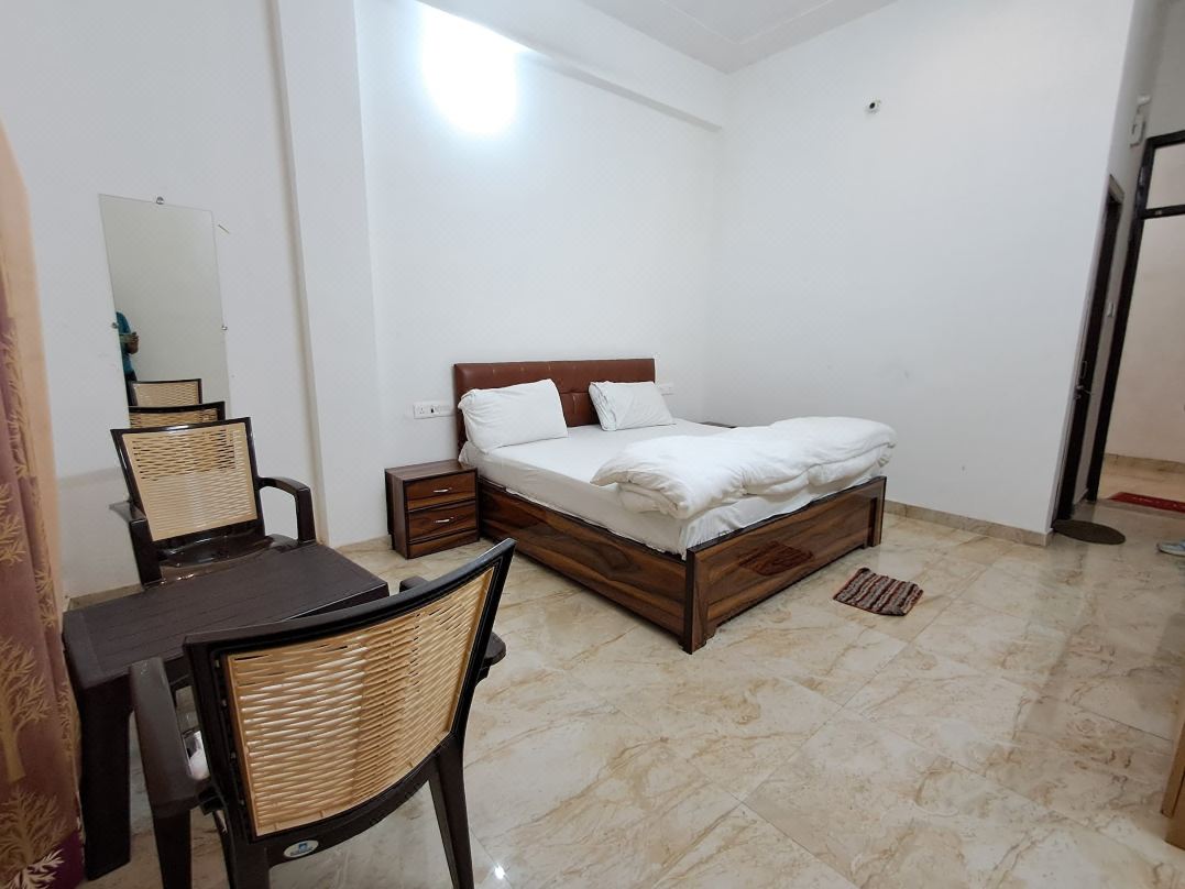 HK Jaiswal Sabha Kumbh Guest House