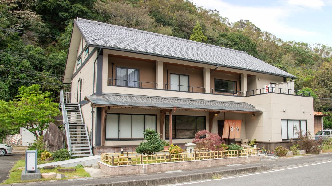 Kawabe Hot Spring Oyado Kisaku
