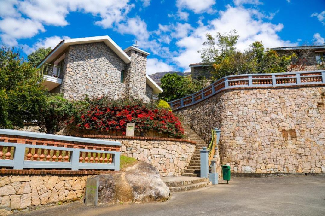 Mountain Club Resort