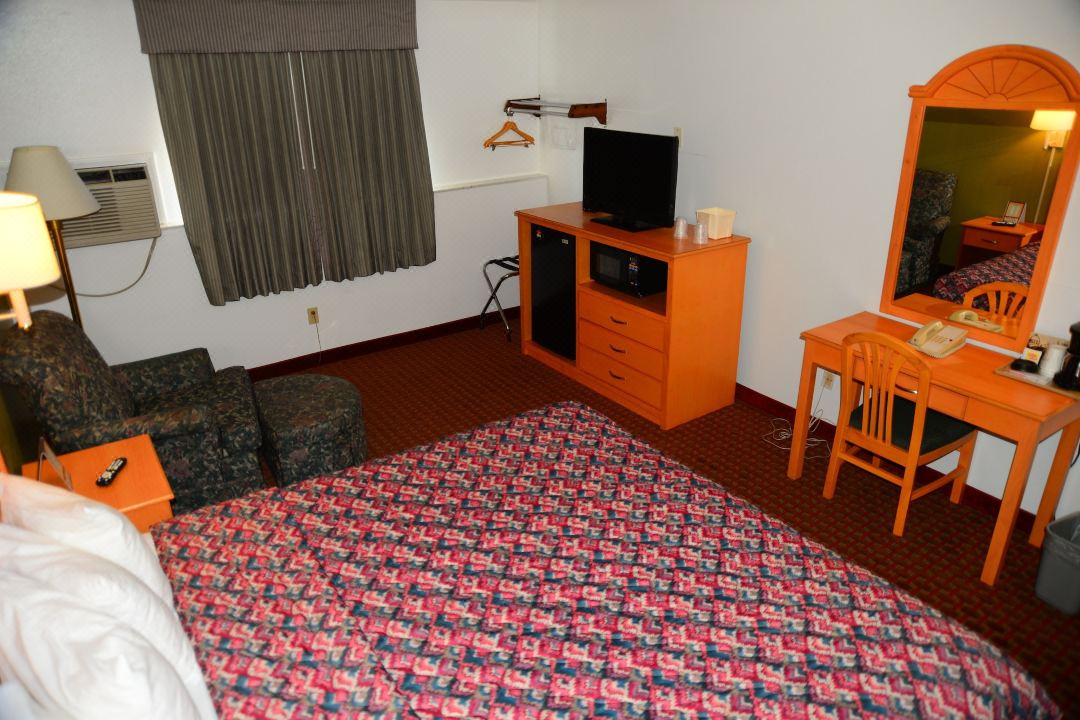 Budget Inn Express