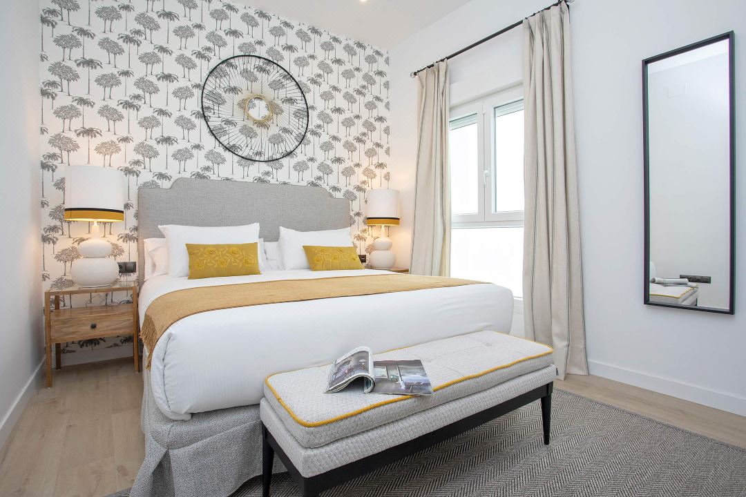 Exclusive 3-bedroom apartment in Seville. Teodosio I