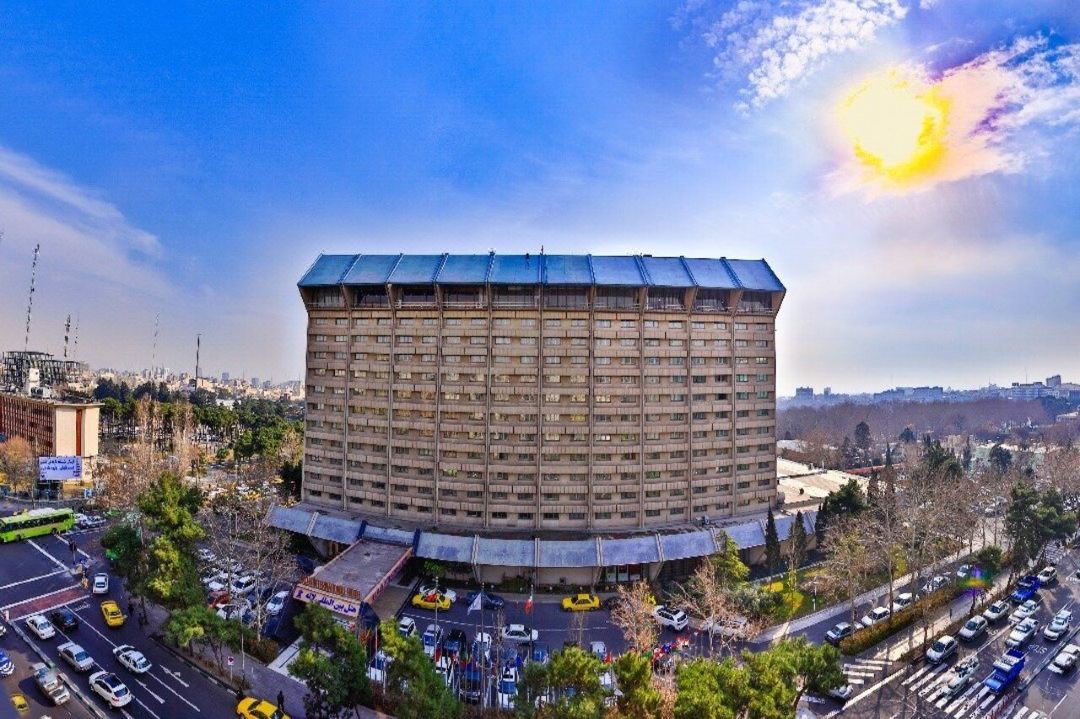 Laleh International Hotel