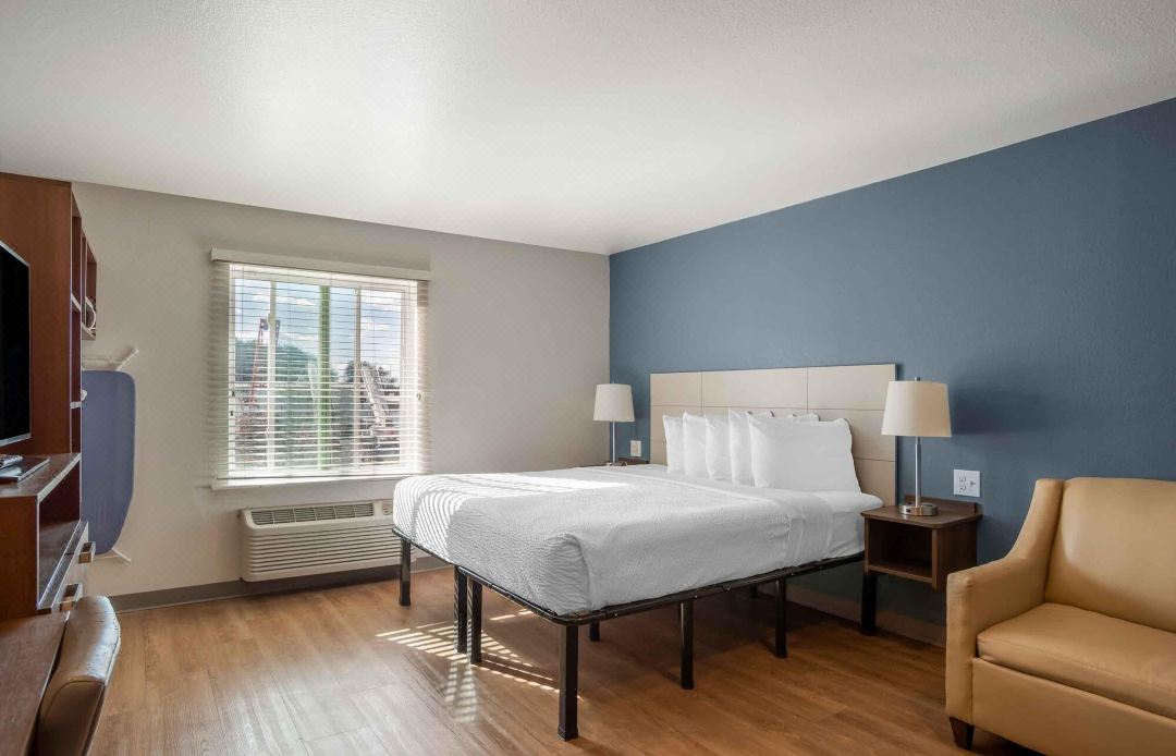Extended Stay America Select Suites - Charlotte - Northlake