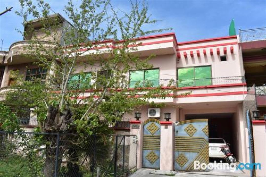 Neelum Guest House