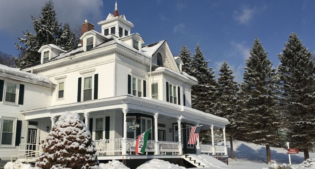 Center Harbor Sutton House B & B