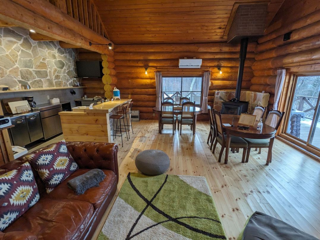 Log Cabin Rentals & Finland Sauna Step House