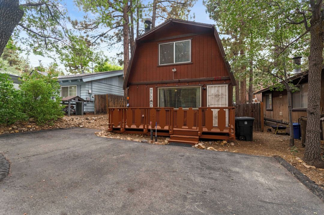 Green Leaf Lodge
