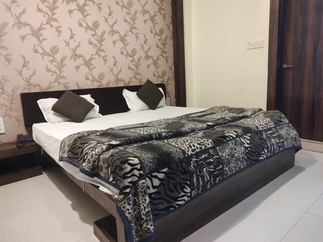 Hotel Yashraj