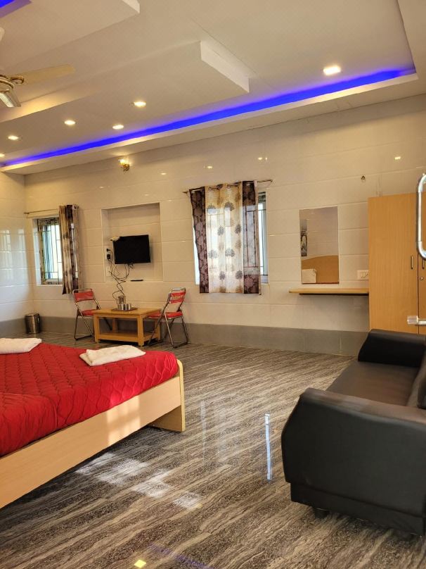 Sri Silver Inn