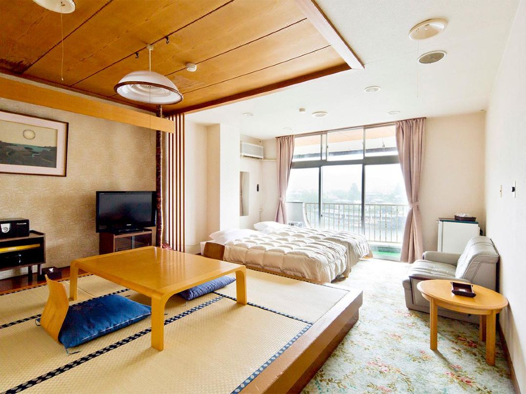 亀山温泉ホテル