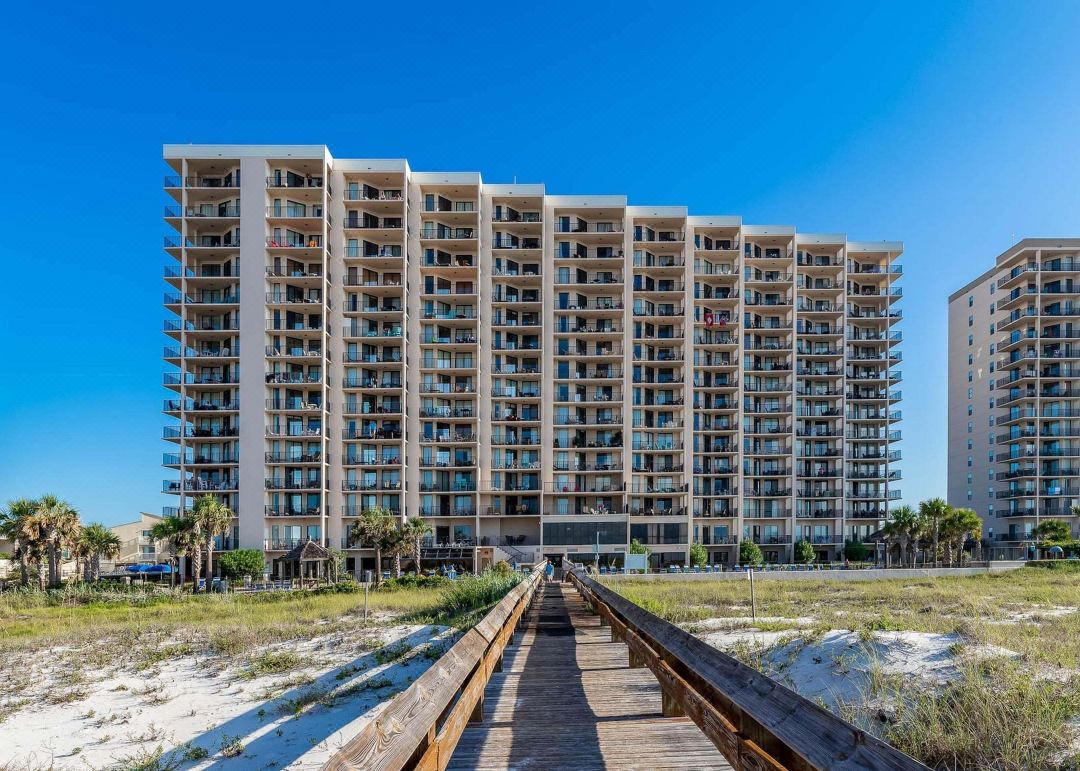 Phoenix East by Brett Robinson Vacations