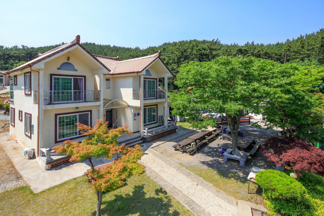 Taean Yesodam Pension