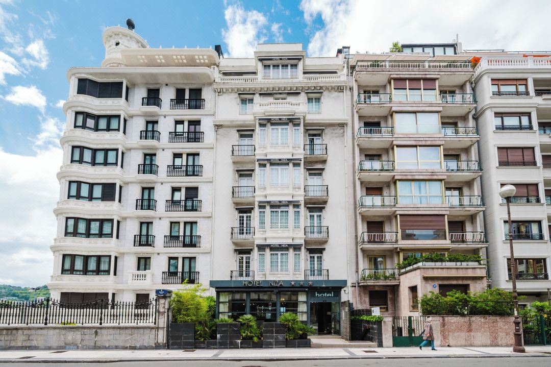 Hotel Niza