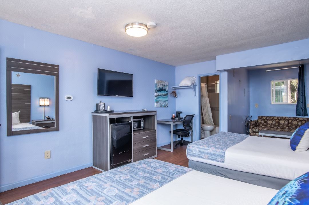 Aqua Breeze Inn