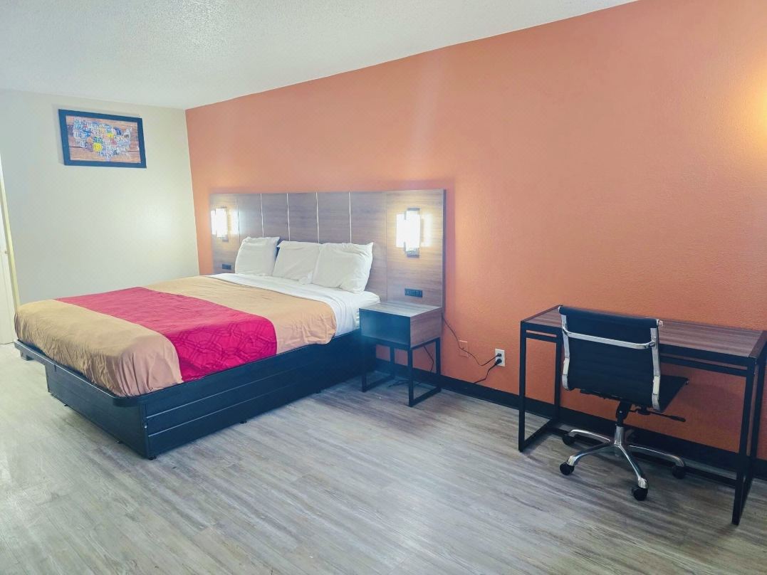 Studios & Suites 4 Less Chesapeake