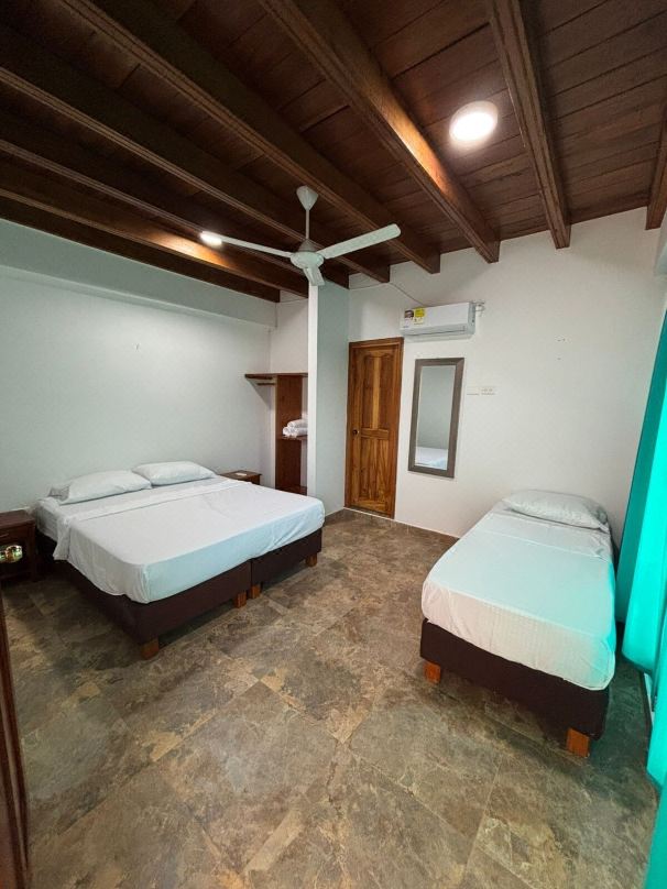 Los Pinos Beach Club Manzanillo