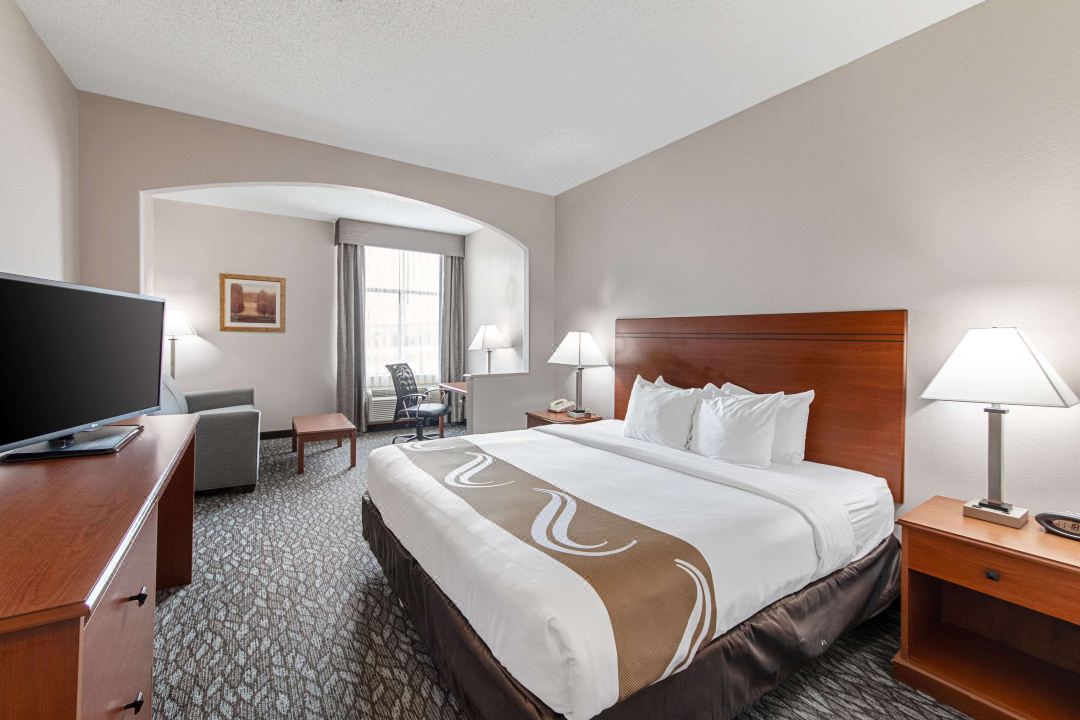 Quality Suites Austin