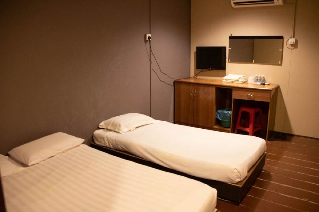 Sea Lion Pulau Ketam Inn