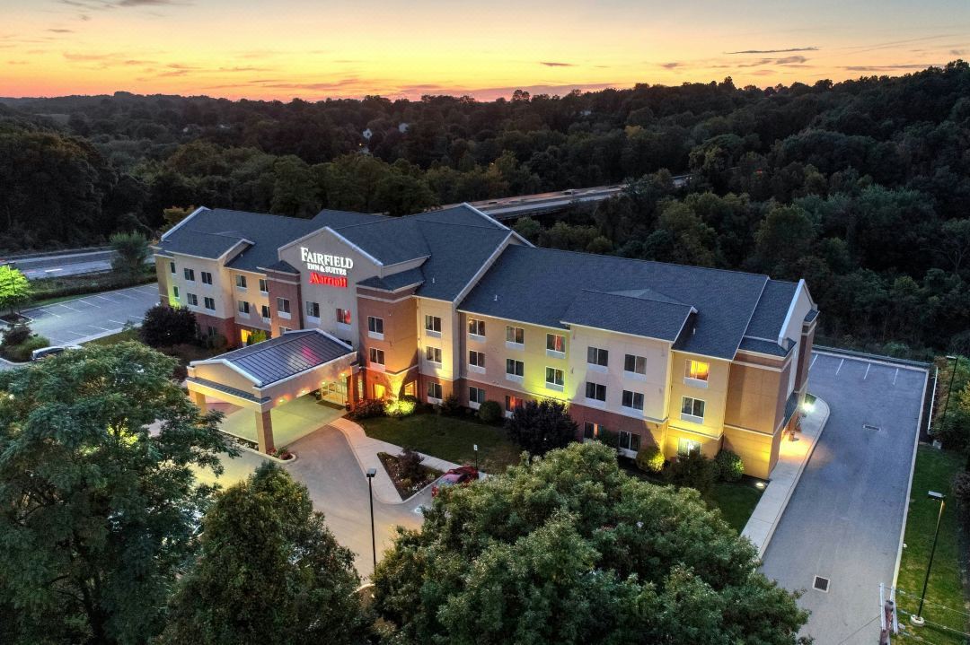 Fairfield Inn & Suites Harrisburg West