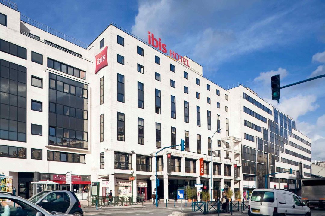 Ibis Paris Pantin Église