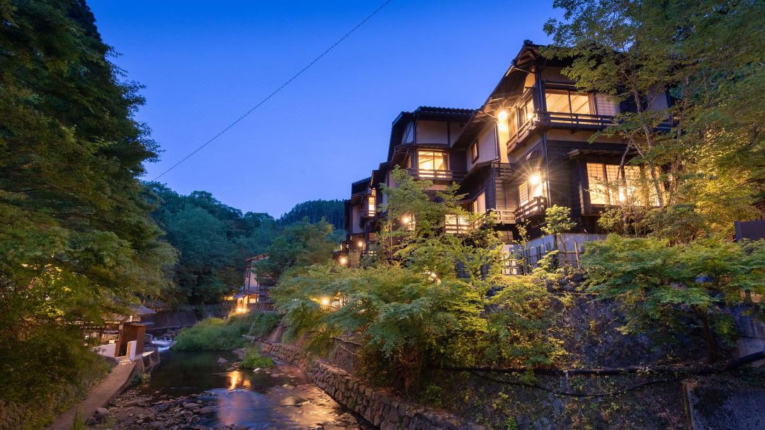 富士屋旅館