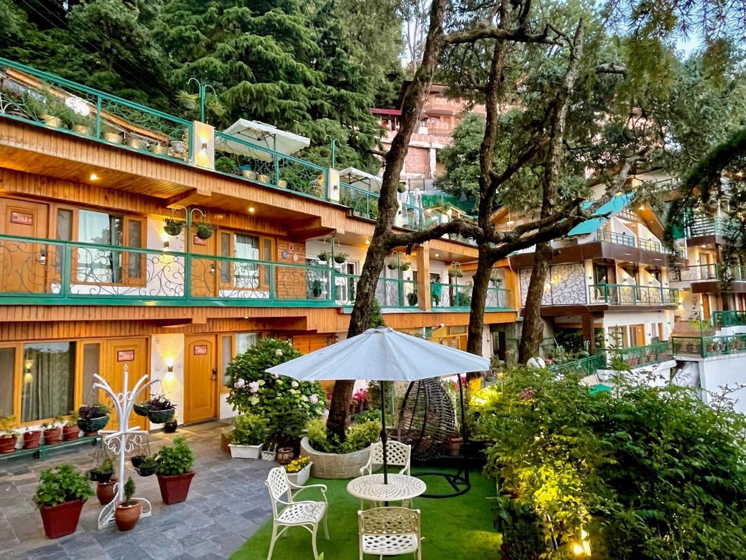 Mongas Hotel & Resort