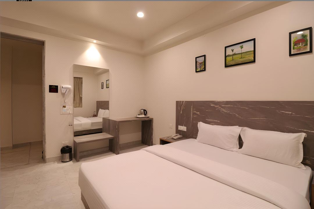 Hotel Jay Palace Inn
