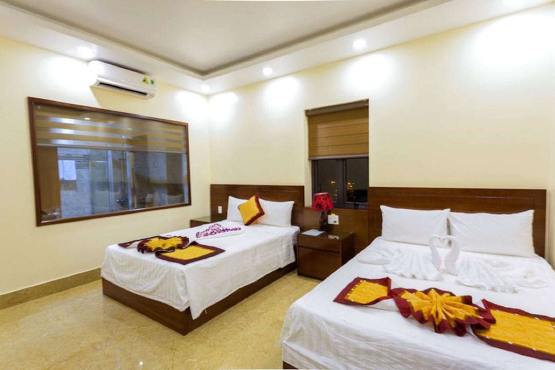 Aroma Cat Ba Sea View Hotel