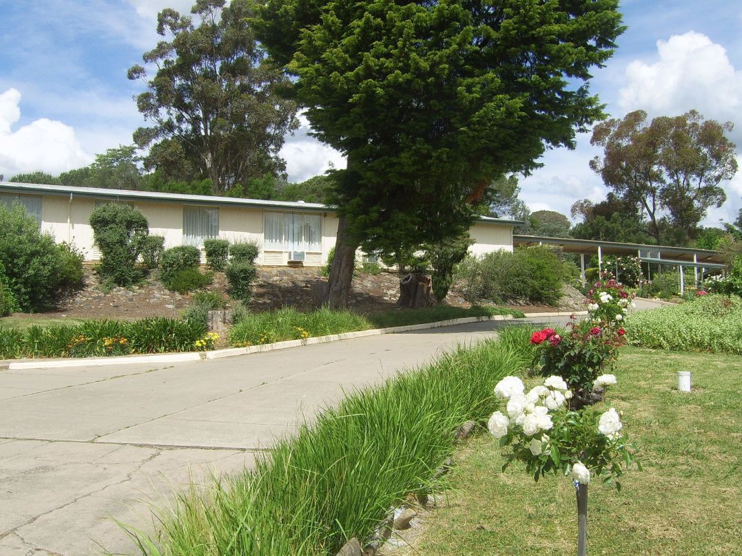 Garden Motor Inn