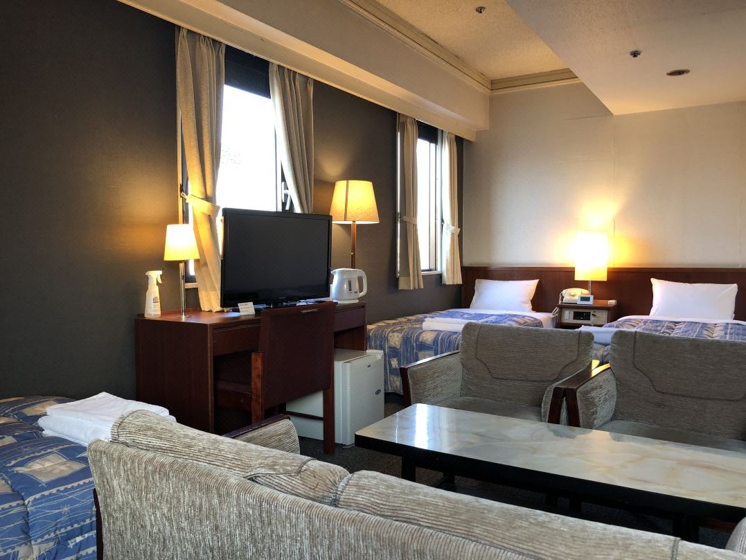 โฮเทล 28 ฮิโรชิมา