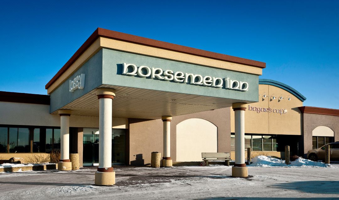 Days Inn & Conference Centre by Wyndham Camrose Norsemen