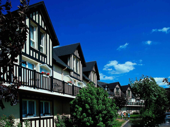 Mercure Cabourg Hôtel & Spa - Tap to explore photos