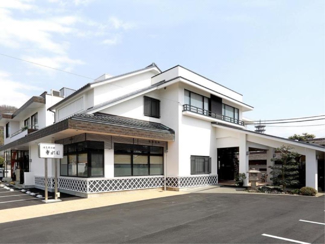 Rakusuien