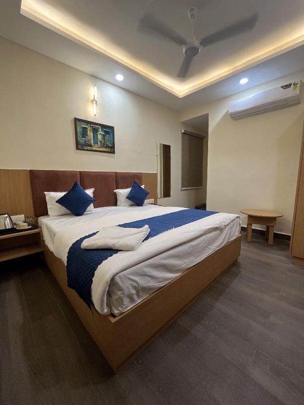 Hotel The Ananta Inn