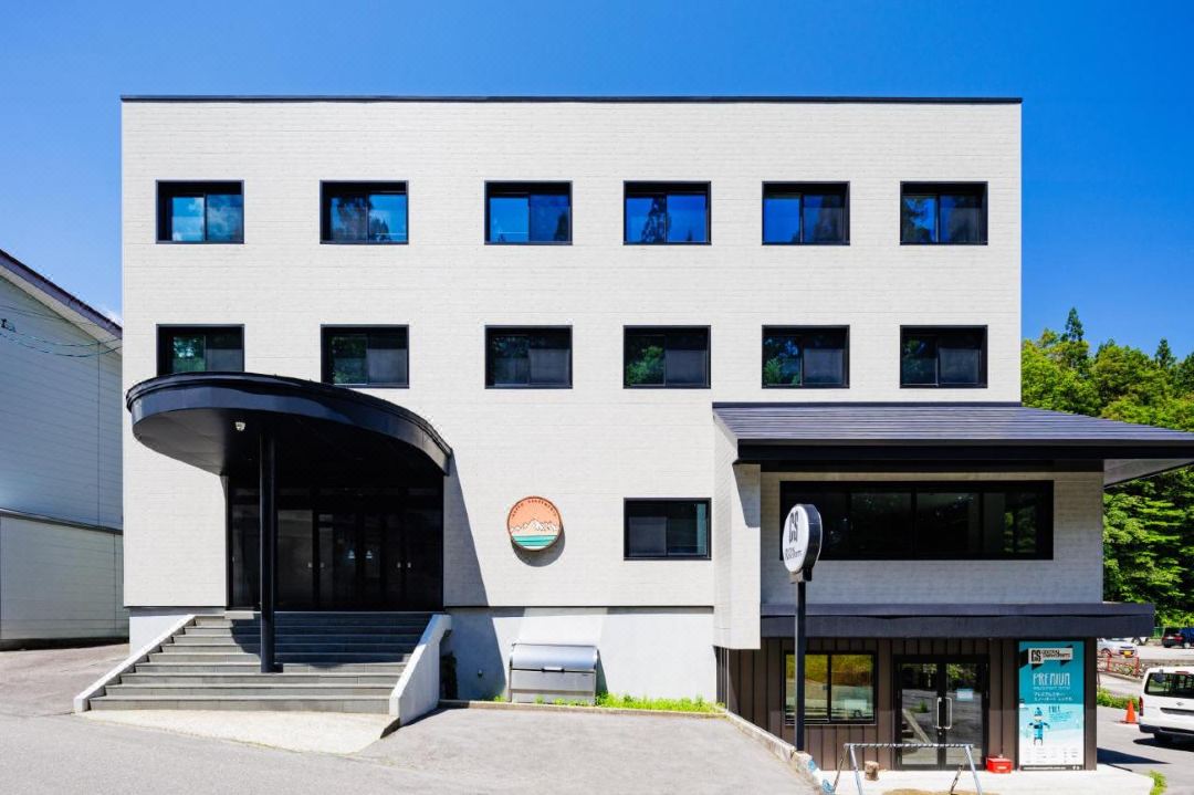 Happo Apartments by Hhg