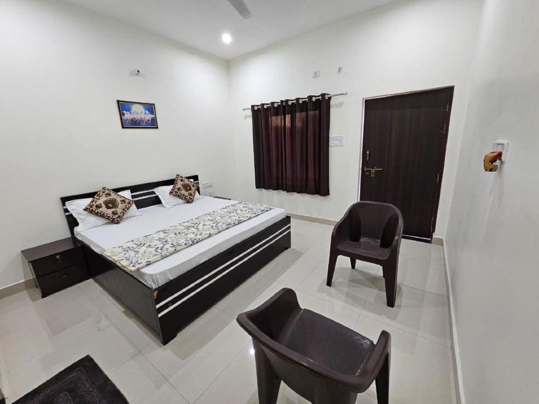 Govind Resort