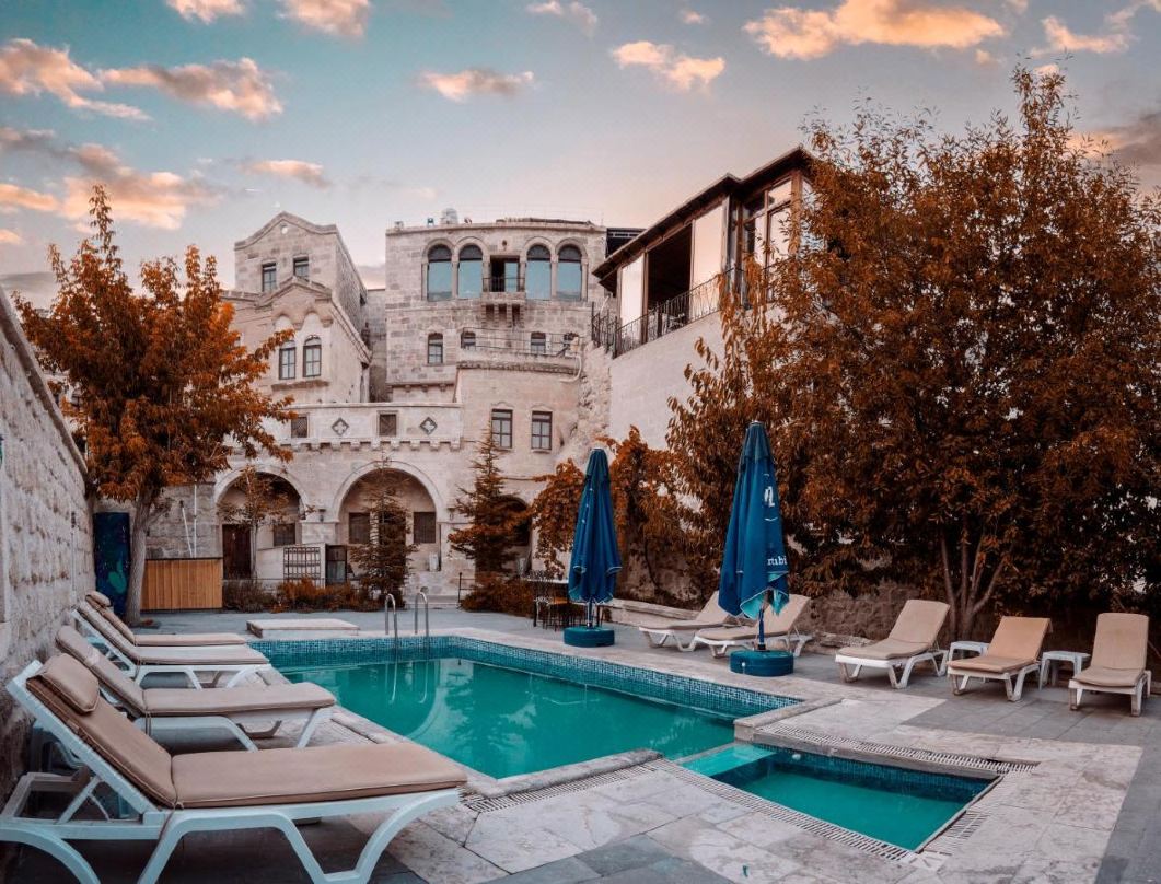 Tekkaya Cave Hotel
