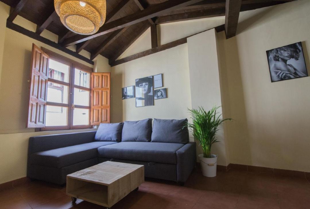 Apartamentos Nahira Suites 3000