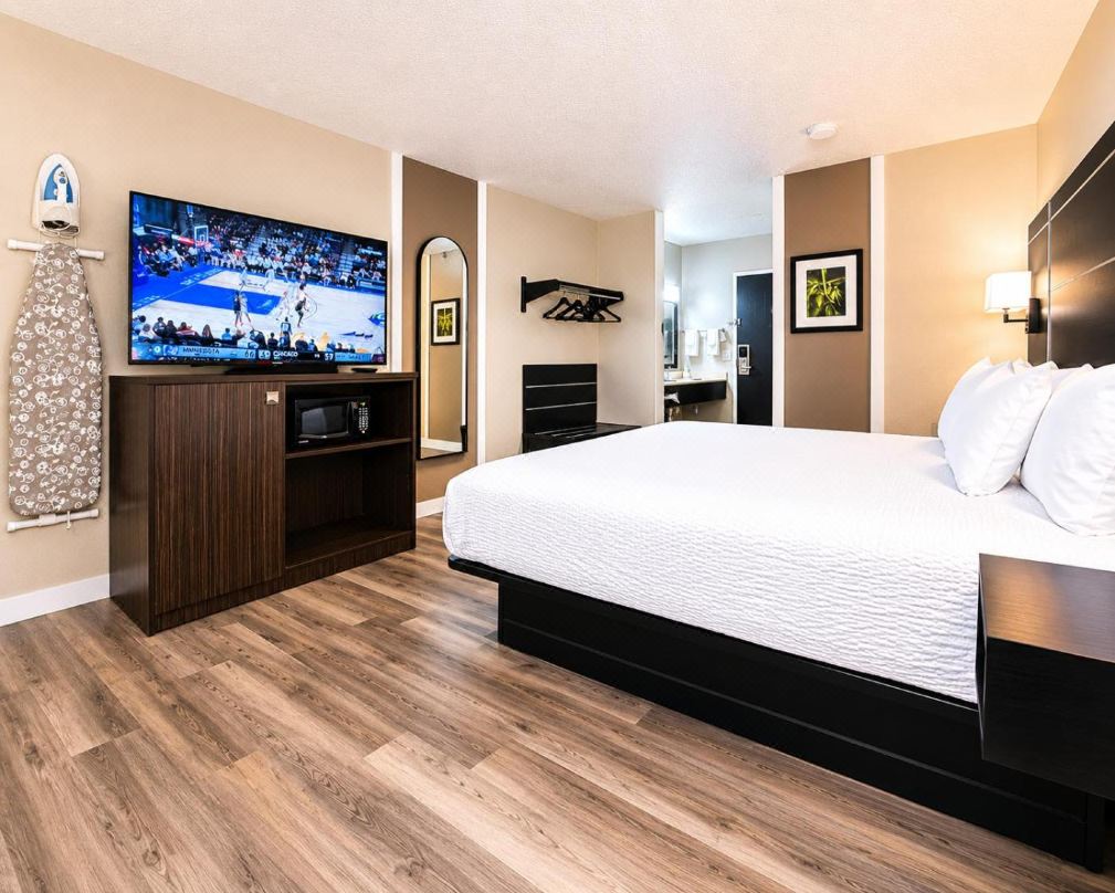 Blaine Town Inn & Suites