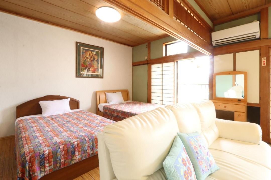 Hitoyoshi Morinohall Ladies in - Female Only