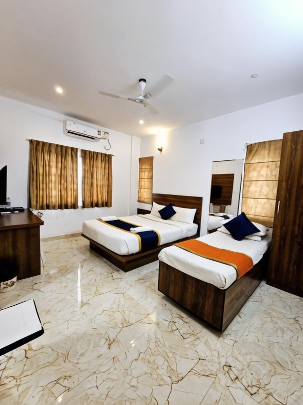 Keerthis Royal Suites