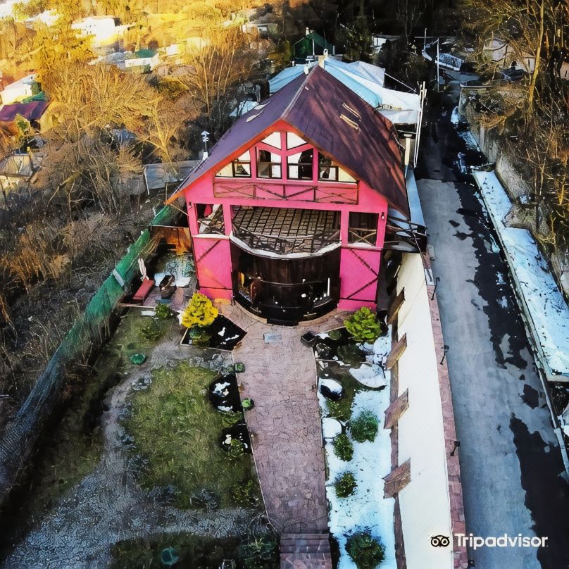 Golden Goose Guest House