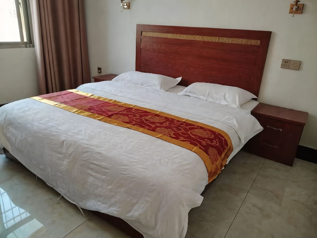 Jingyi Business Hotel